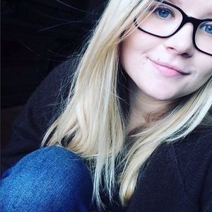 Meet your Posher, Josie